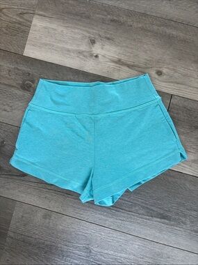 Athleta Girl Aqua Right Moves 2” Shortie w/ Pockets - NWOT, size 8-10